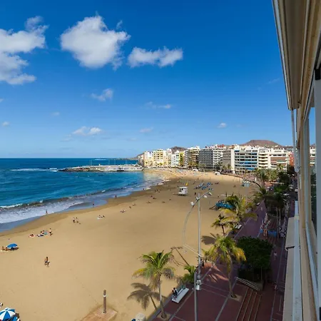 Yang * Las Palmas / Gran Canaria